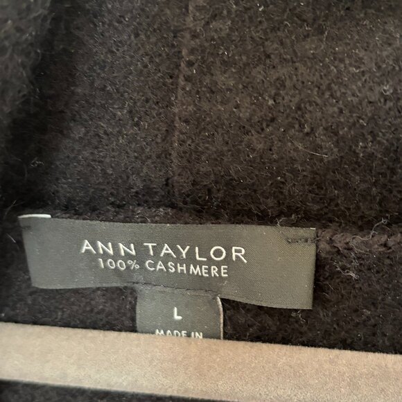 Ann Taylor women's Shawl Collar Wrap Sweater large black 100% cashmere - Picture 3 of 8